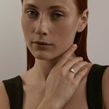 Кольцо из серебра с жемчугом и фианитами из серебро — вид 4