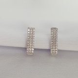 Серьги из серебра с фианитами из серебро