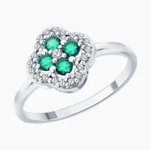 Кольцо из серебра с изумрудами и фианитами