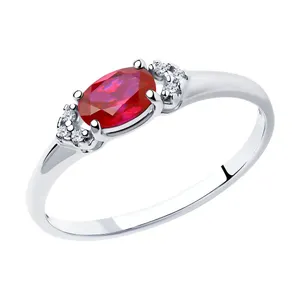 Кольцо из серебра с корундом рубиновым (синт.) и фианитами
