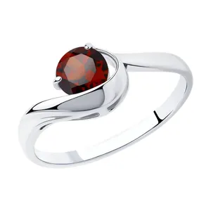 Кольцо из серебра с гранатом