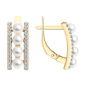 Серьги из золочёного серебра с жемчугом и фианитами