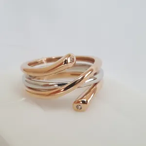 Кольцо из золочёного серебра с фианитами