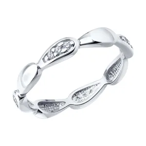 Кольцо из серебра с фианитами