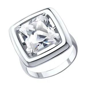 Кольцо из серебра с фианитом