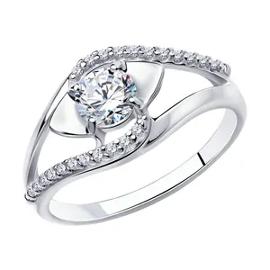 Кольцо из серебра с фианитами