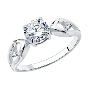 Кольцо из серебра с фианитами