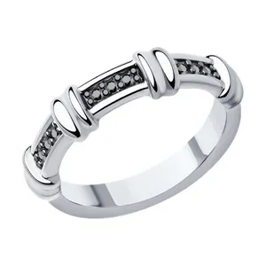 Кольцо из серебра с фианитами