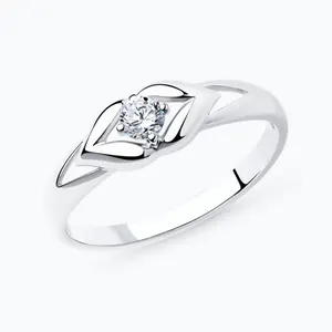 Кольцо из серебра с фианитом