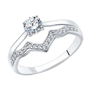 Кольцо из серебра с фианитами