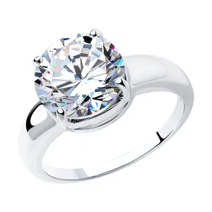 Кольцо из серебра с фианитом