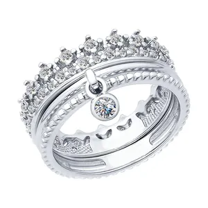 Кольцо из серебра с фианитами