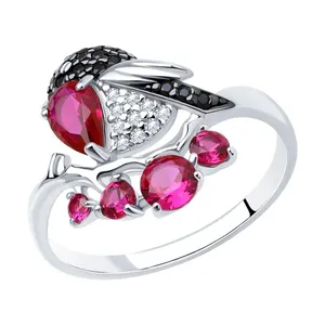 Кольцо из серебра с фианитами