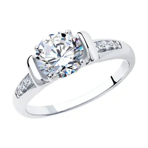 Кольцо из серебра с фианитами