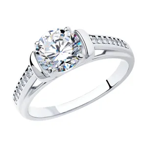 Кольцо из серебра с фианитами