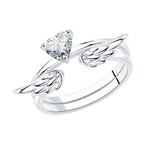 Кольцо из серебра с фианитом