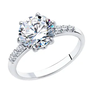 Кольцо из серебра с фианитами