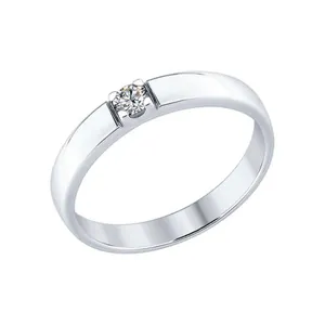 Кольцо из серебра с фианитом