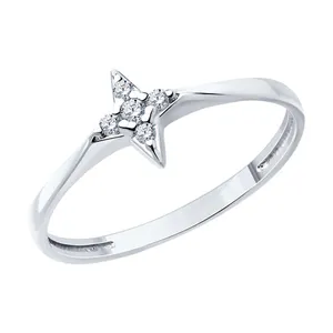 Кольцо из серебра с фианитами