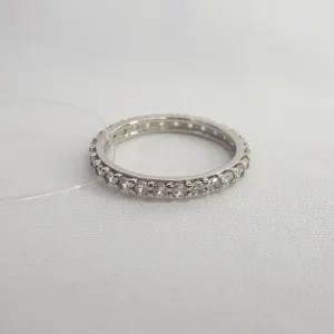 Кольцо из серебра с фианитами