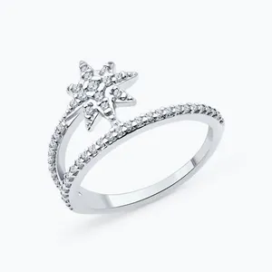 Кольцо из серебра с фианитами