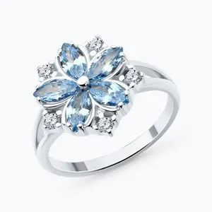 Кольцо из серебра с фианитами