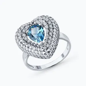 Кольцо из серебра с фианитами