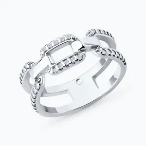 Кольцо из серебра с фианитами