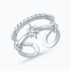 Кольцо из серебра с фианитами