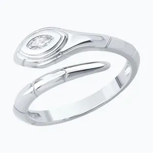 Кольцо из серебра с фианитом