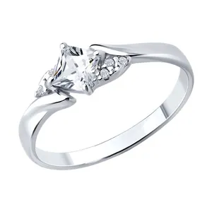 Кольцо из серебра с фианитами