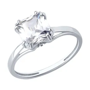 Кольцо из серебра с фианитами