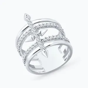 Кольцо из серебра с фианитами