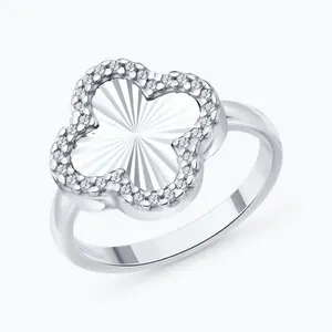 Кольцо из серебра с фианитами