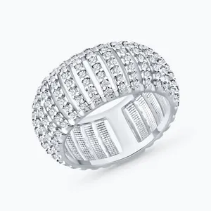 Кольцо из серебра с фианитами