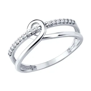 Кольцо из серебра с фианитами