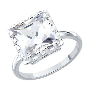 Кольцо из серебра с фианитом