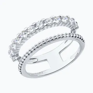 Кольцо из серебра с фианитами