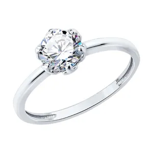 Кольцо из серебра с фианитом