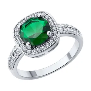 Кольцо из серебра с фианитами