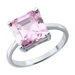 Кольцо из серебра с фианитом