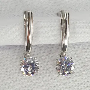 Серьги из серебра с фианитами