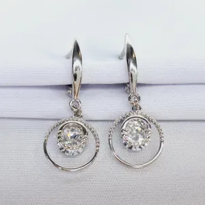 Серьги из серебра с фианитами