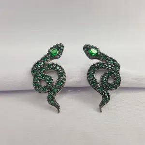 Серьги из серебра с фианитами