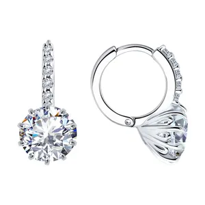 Серьги из серебра с фианитами