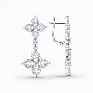 Серьги из серебра с фианитами