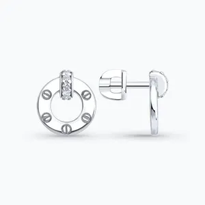 Серьги из серебра с фианитами