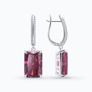 Серьги из серебра с фианитами