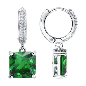 Серьги из серебра с фианитами