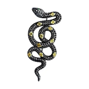 Брошь из золочёного серебра с фианитами